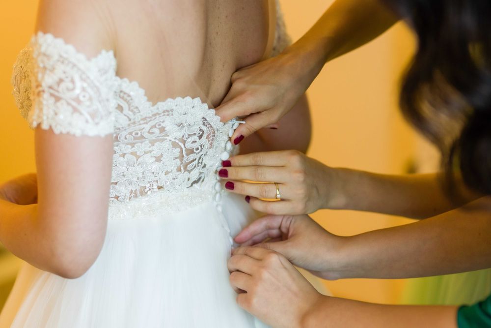 Rochie de mireasă Maya Fashion, mărimea XS/S, cu voal și diademă