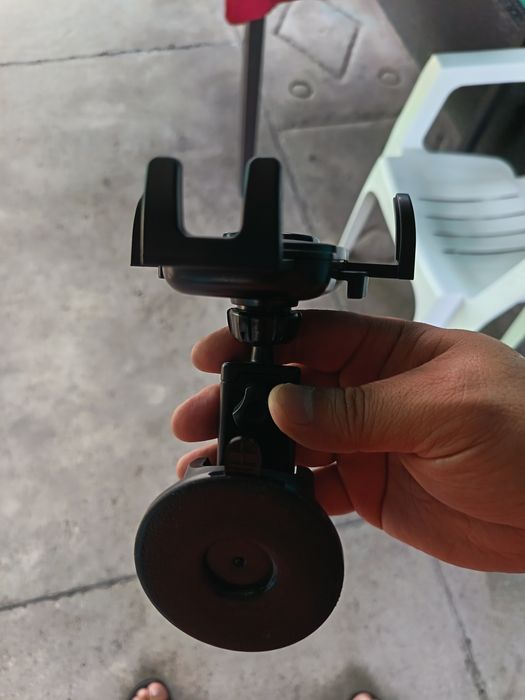 Магнитный держатель для авто