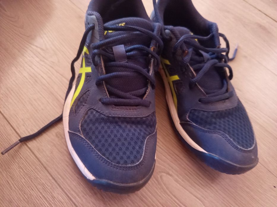 Adidasi asics copii