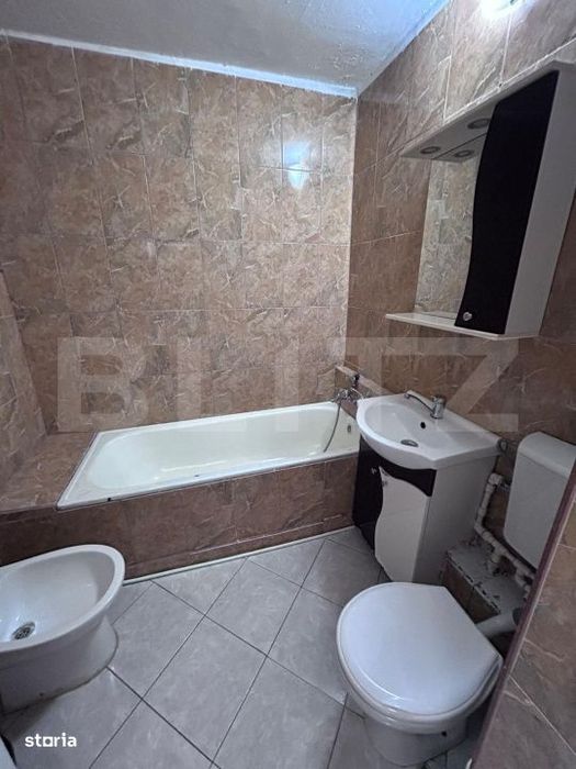 Apartament 2 camere, 50 mp, zona 9 Mai - Mall