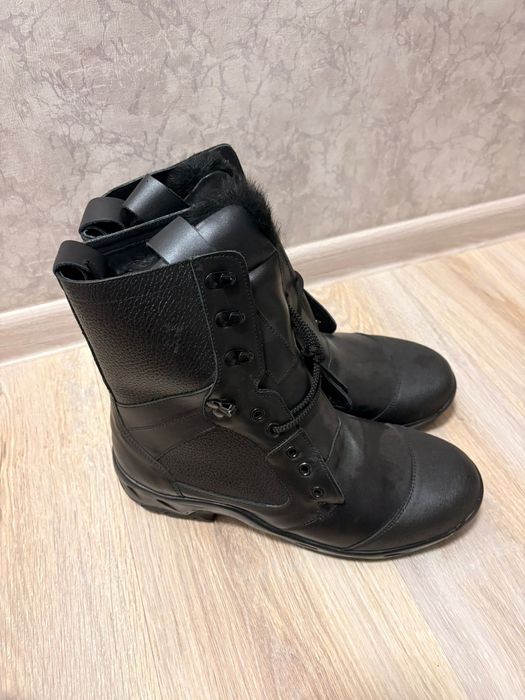 Продам берцы новые