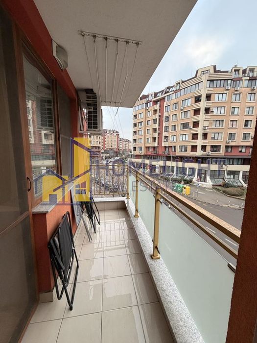 Двустаен апартамент в Дружба 2