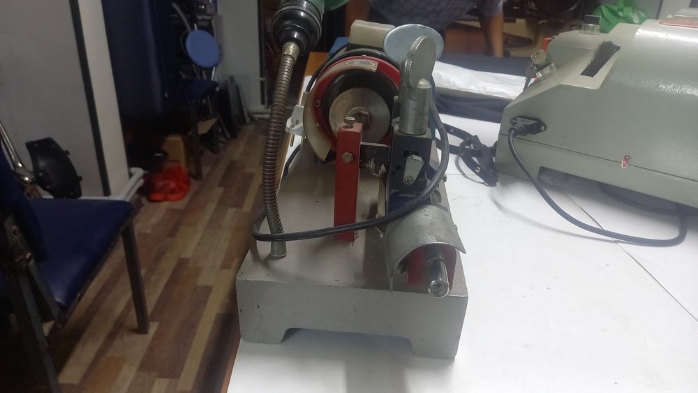 КИЛТ.КЛУЧ.Істейтін апарат