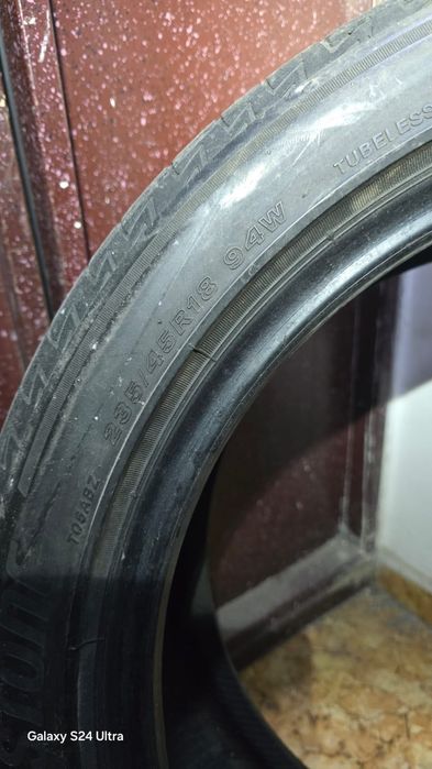 Продам шины r 18