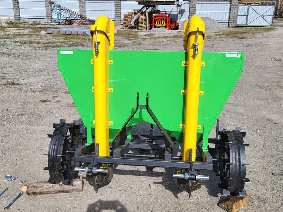 Картофелесажалка