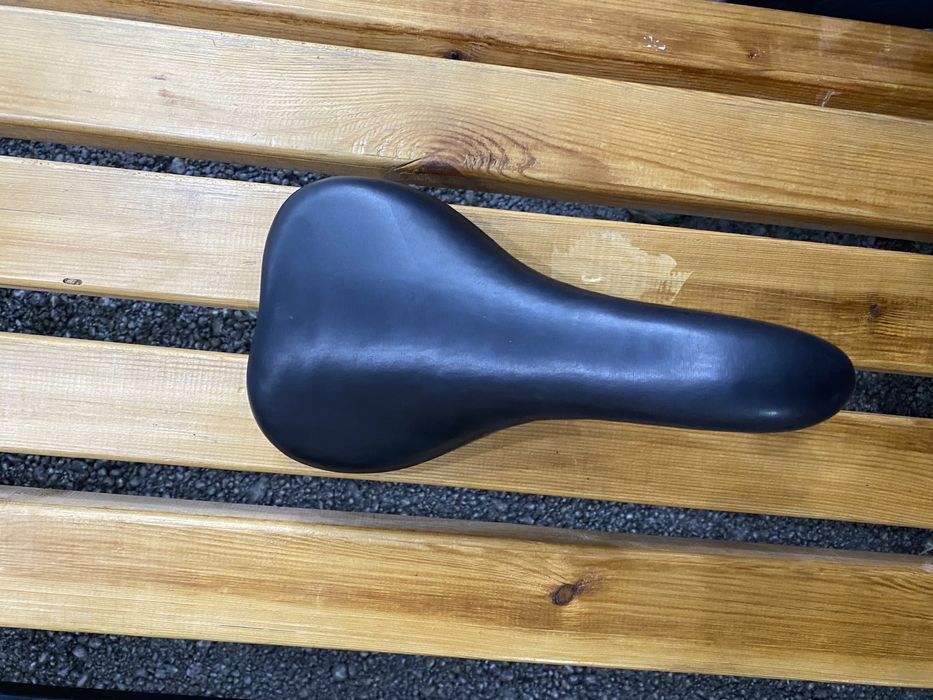 Продается сиденье на велосипед