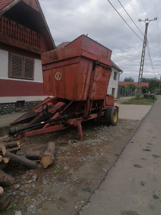 Culegatoare porumb