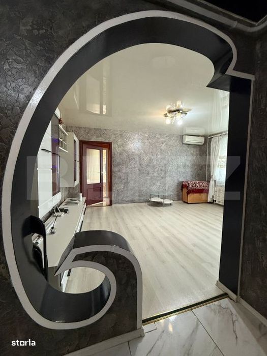 Apartament 3 camere, semidecomandat, 59 mp, stradal, zona Micro 17 — fotografia 3