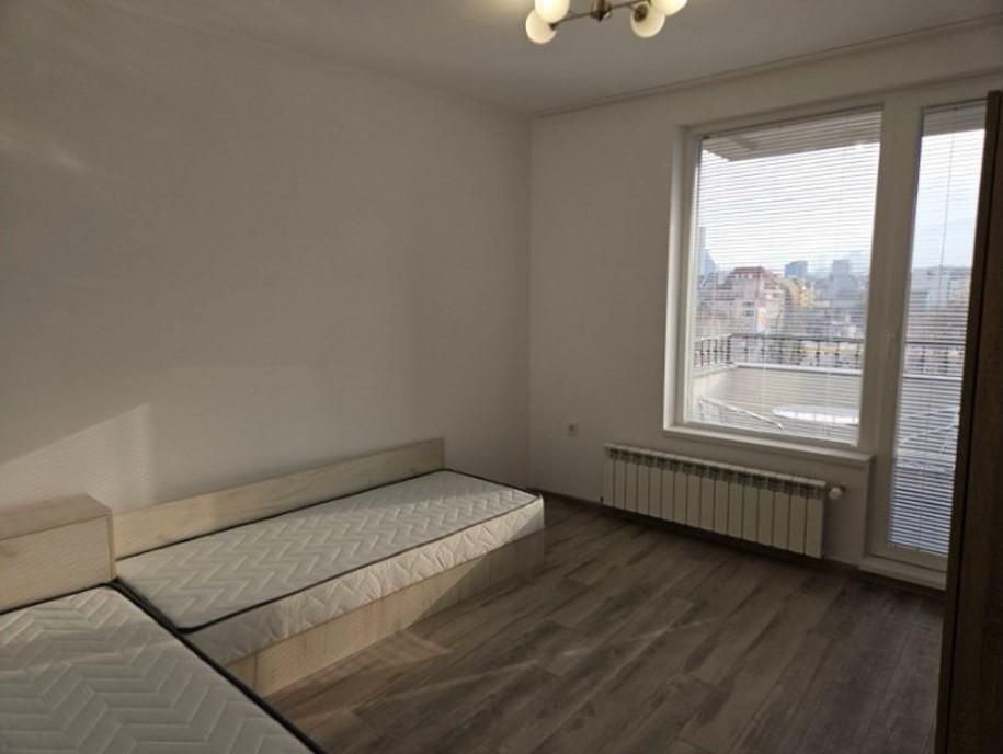 Дава се под наем Тристаен апартамент в София, Банишора - 104 кв.м за 767 € - Снимка #6