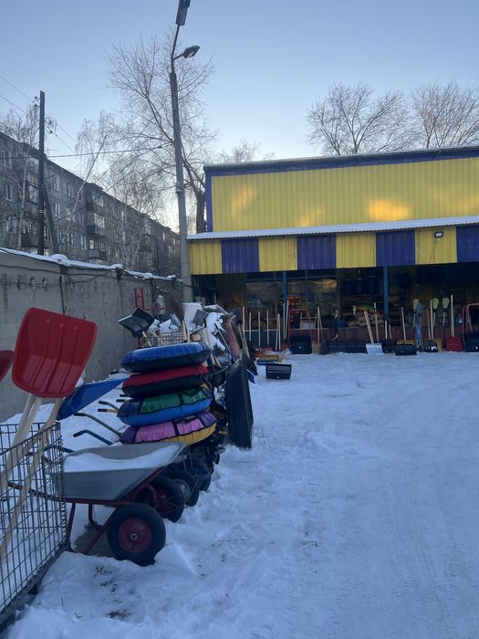 Щётка смётка для тратуарной плитки .