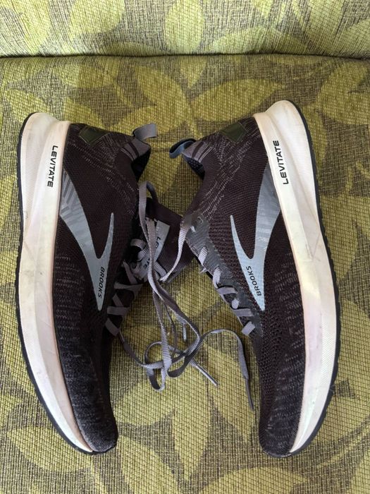 Мъжки маратонки  Brooks levitate 4.