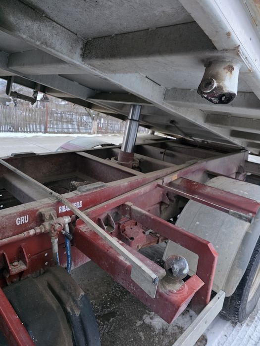 Iveco Daily 60c150 cu Macara/ Basculabila