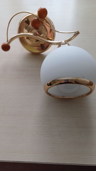 Настенный светильник