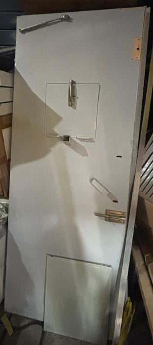 Сейф б/у продается