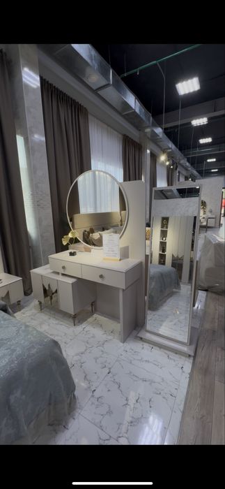 Спальный гарнитур продается