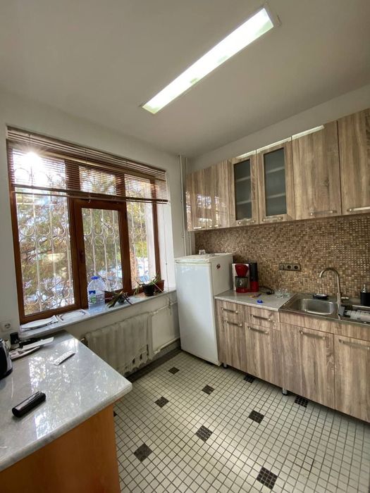 здаеотса аренда под офис либа под бизнес садик азимова