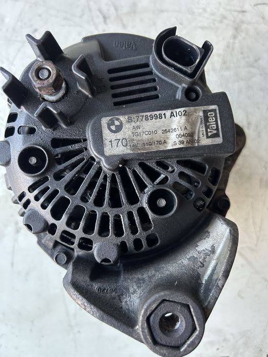 Генератор алтернатор за бмв е60 е65 е53 3,0д 218кс/Alternator za BMW