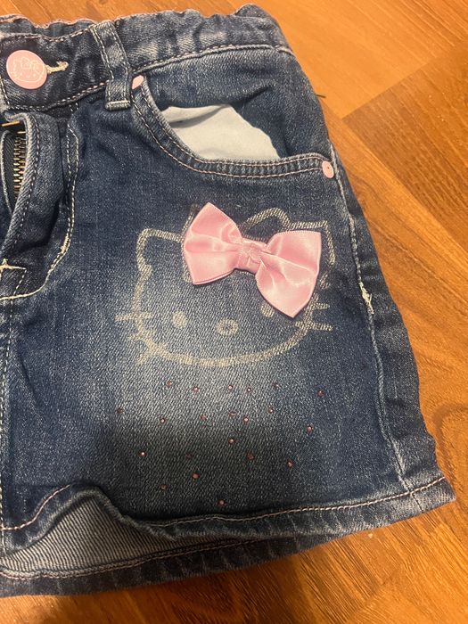 Fusta de blug Hello Kitty 6-7 ani
