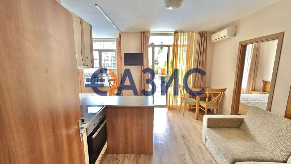 Продава се Тристаен апартамент в к.к. Слънчев бряг - 55 кв.м за 765 €/кв.м - Снимка #12
