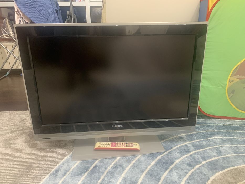 Продам телевизор Philips