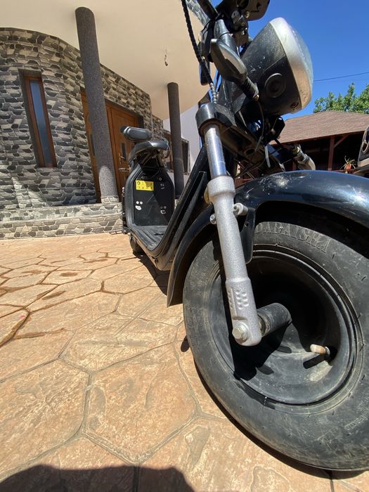 Scuter electric 1500w 20ah 3500lei negociabil