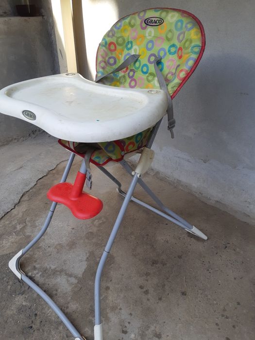 Детский стулчик для кормашки