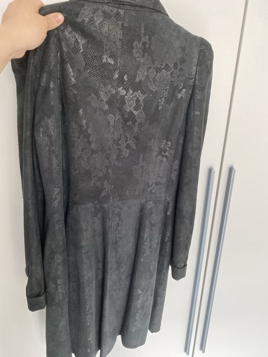 Продам плащ берет