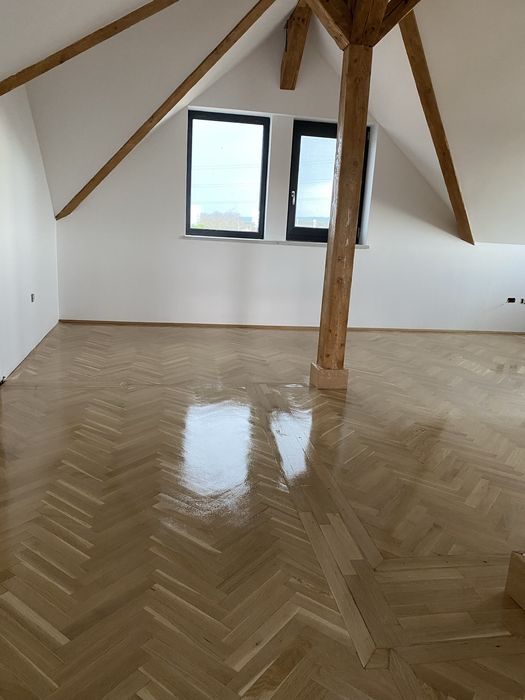 Parchetar cu experienta