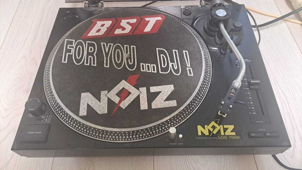Pick-up-ul profesional Noiz LOG 7000 Professional Turntable