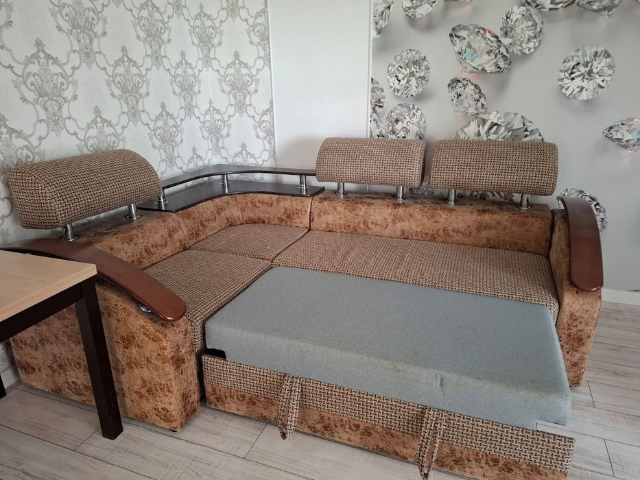 Продам угловой диван