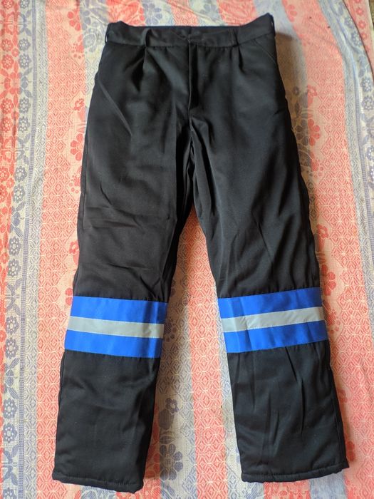 Рабочие куртки с брюками. Спецодежда