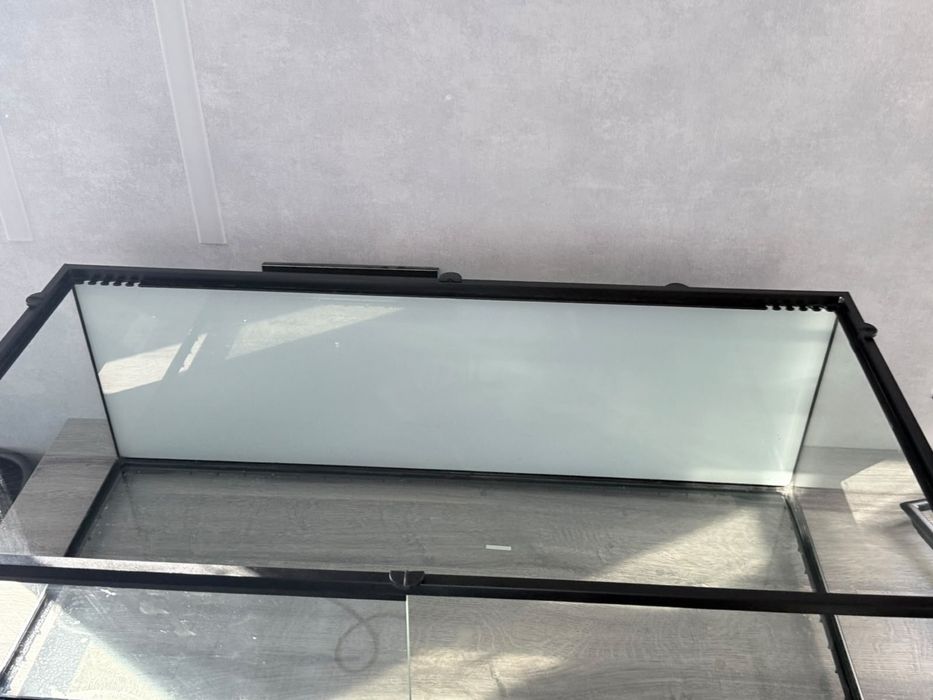 Продам террариум 90*45*32
