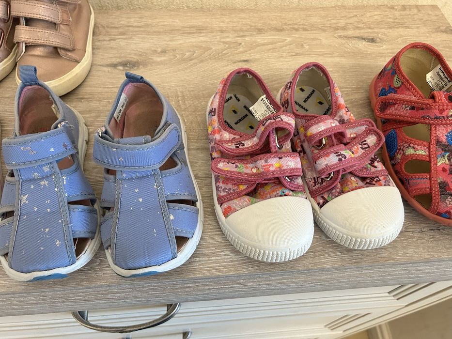 Обувь по 1500 тенге