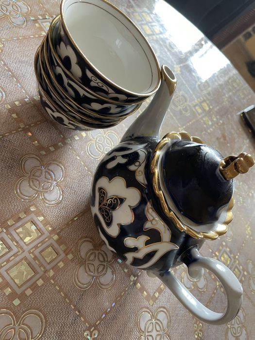 Продам чайный сервиз