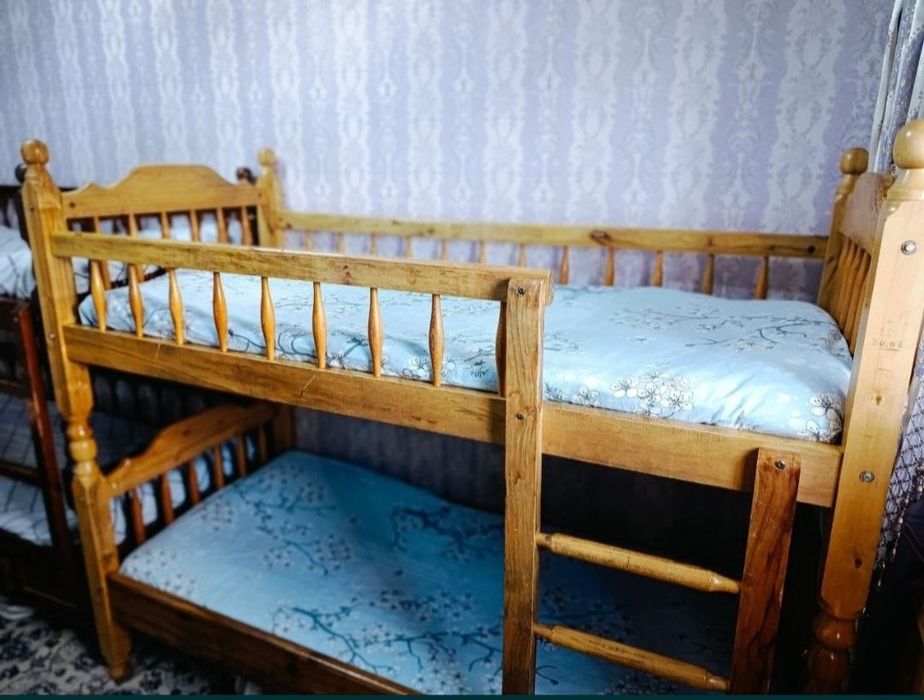 Продаем двухъярусгые  кровати