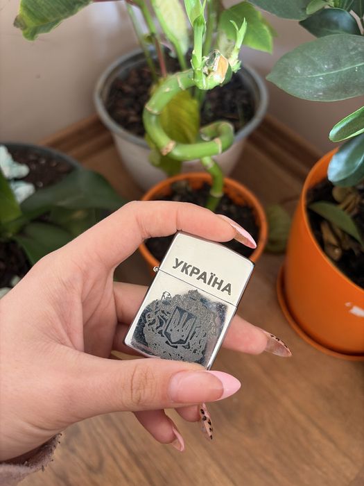 Запалка : Слава Украïна