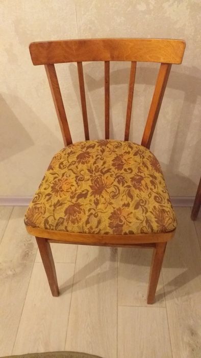Продаётся стулья