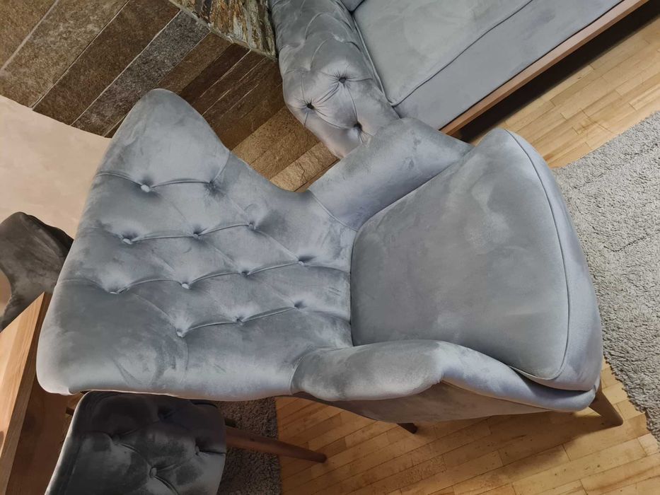 Продавам диван+ фотьойл