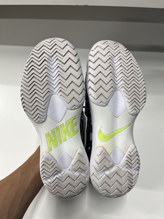 Nike Zoom Cage 3 PRM Black/Volt
