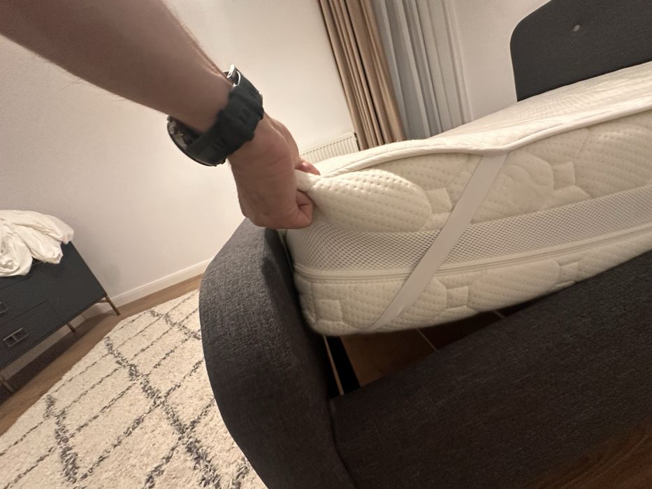 Pat dormitor cu slatea JISK gri ichis saltea medie - tare