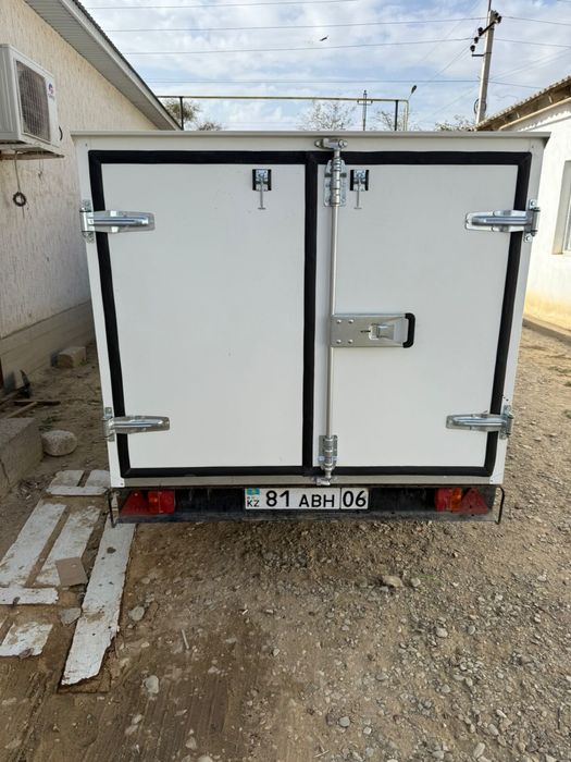 Продается прицеп термобудка
