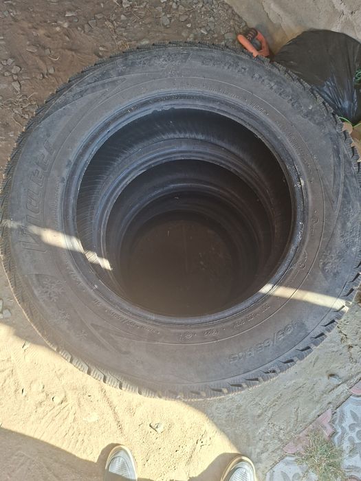 Продам шины недорого