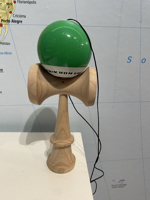 Kendamă Krom pop-verde