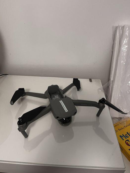 Drona dji mavic air 2