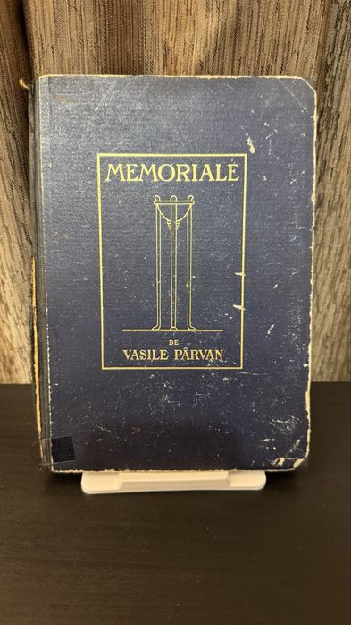 Lot: 2xvinil + carte “Memoriale” de Vasile Parvan