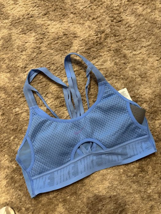 NIKE Спортни блузки