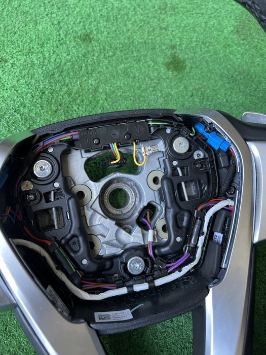 Bmw Seria 7 G11 G12 X5 G05 Volan Vibratii Distronic ACC