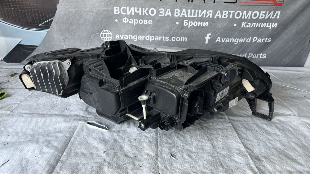 Ляв фар VW ID.7.