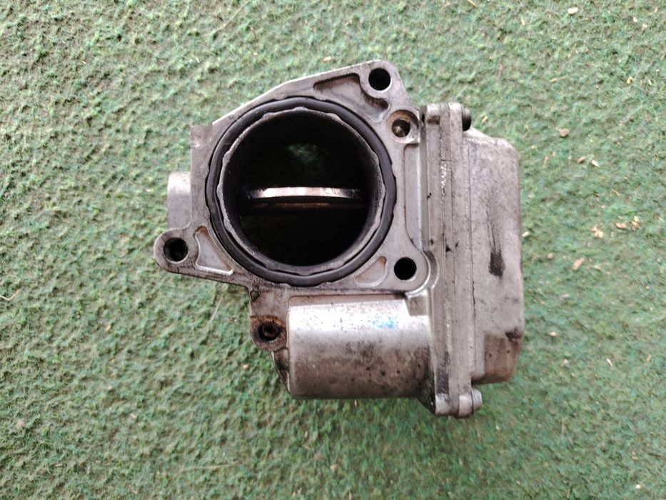 Дросел клапа за 1.9 тди 105 к.с. Фолксваген Ауди Сеат Шкода / VW Audi