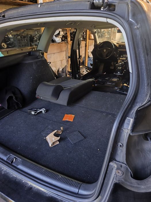 Cheder ușă portbagaj Volkswagen Passat B6 break variant 2005-2010